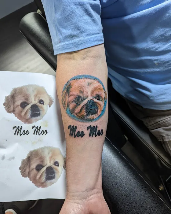 Spanky's Custom Tattoo 9