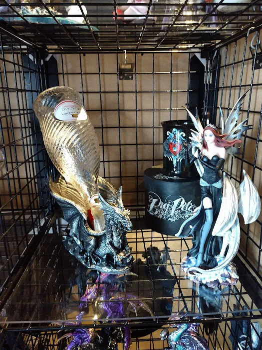 Erik Gwynn's Beneath the Skin Tattooing & Piercing 9