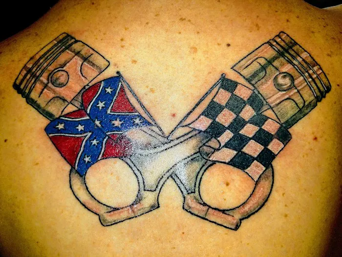 Erik Gwynn's Beneath the Skin Tattooing & Piercing 7