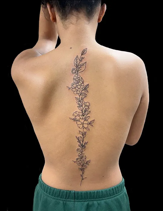 The Art Den Tattoo Studio 7
