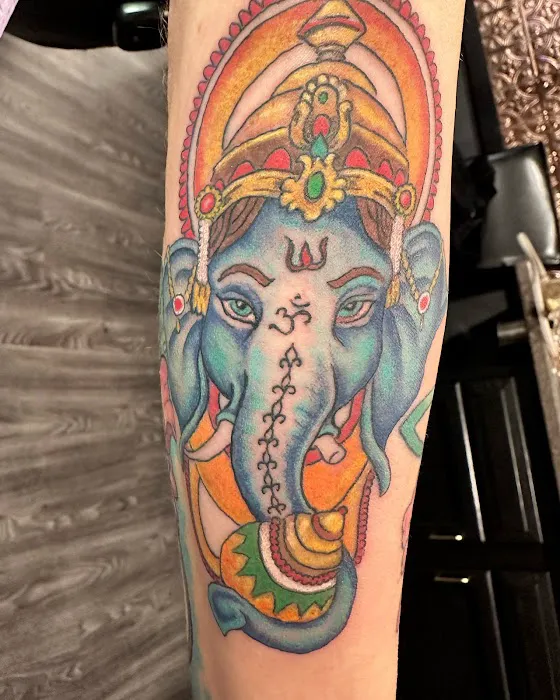 Shrine Tattoo Studio 8