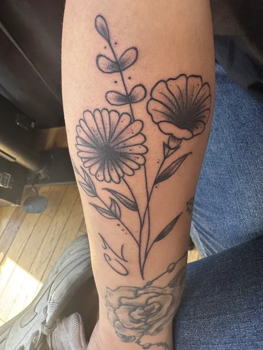 Broken Hearts Tattoo Club 8