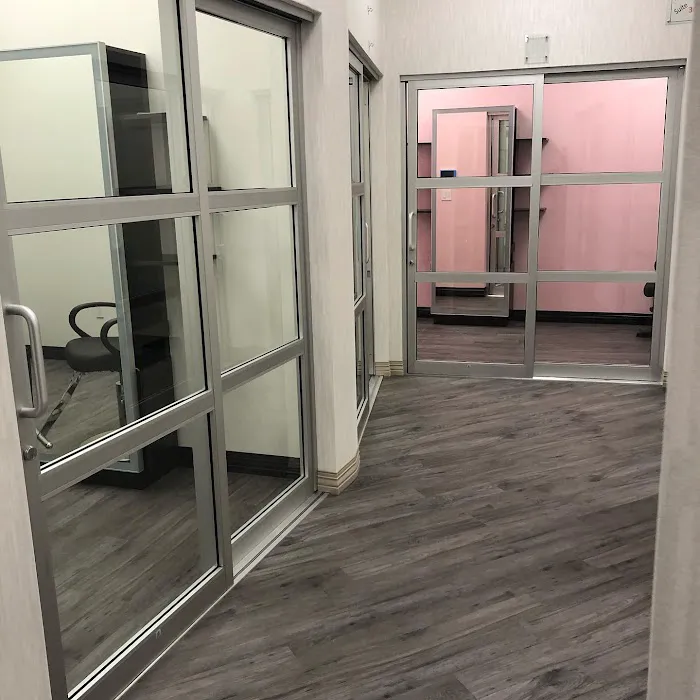 MY SALON Suite 6
