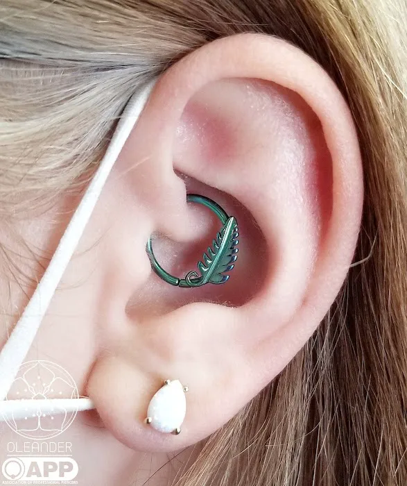 Oleander Piercing 8