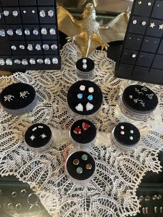 As above so below body piercing and Mystic parlor 9
