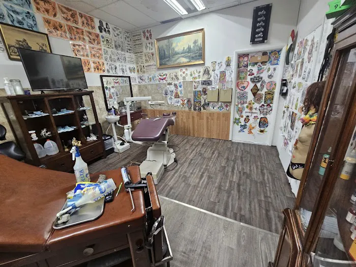 Northstar studio tattoo and Piercings 2