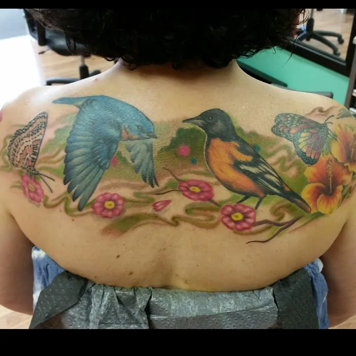Oculus Tattoo Lounge 6
