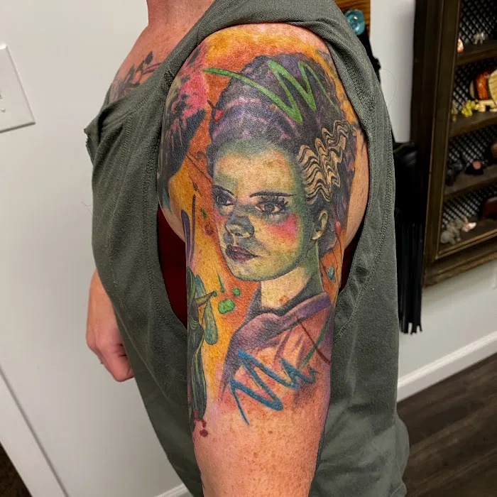 12 oz. Studios Tattoos and Piercing Brooklawn 7