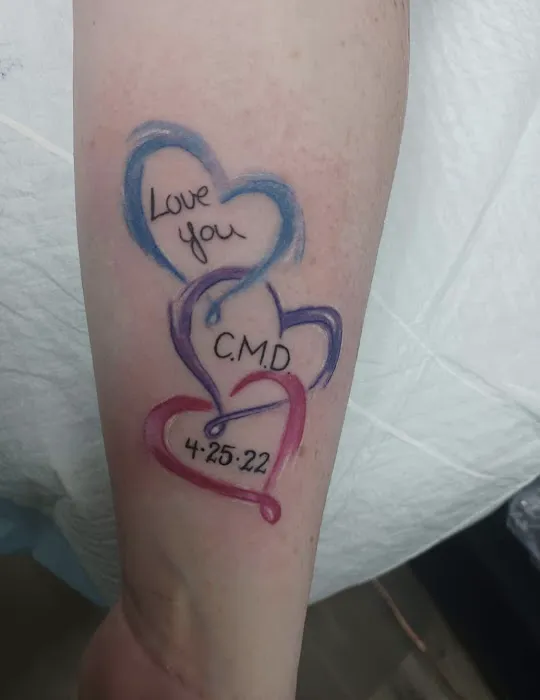 Headlight Tattoo & Body Piercing 6