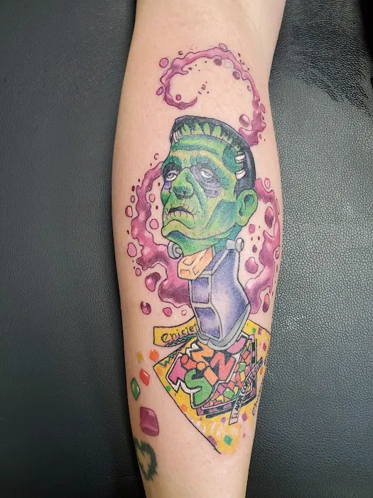 Under the Gun Tattoo Saloon 2