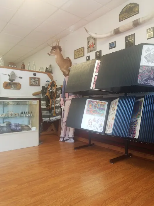 Under the Gun Tattoo Saloon 3