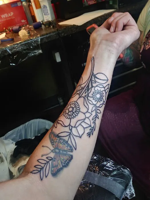 Poppycock Tattoo & Piercing 3