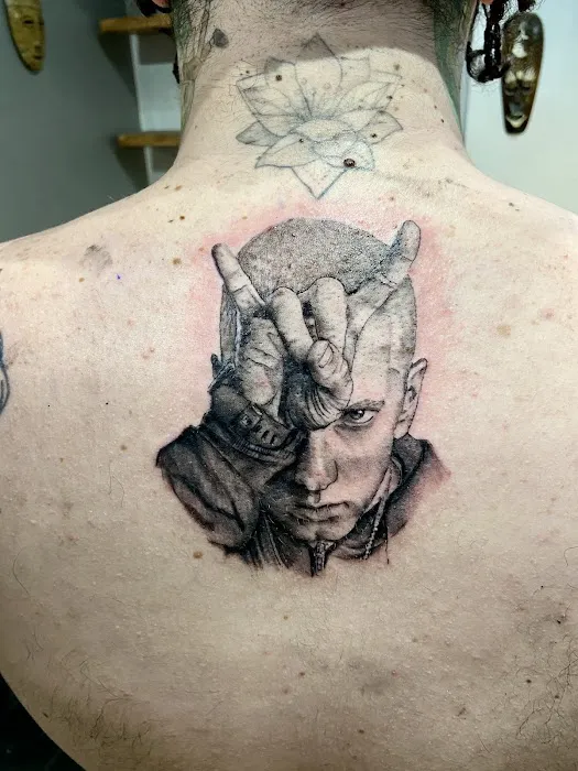 Saints and Sinners Professional Tattooing 6