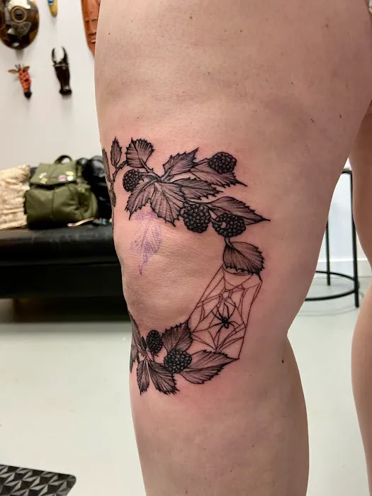 Saints and Sinners Professional Tattooing 8
