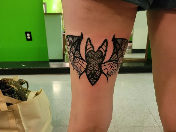 Reanimated Art Tattoo Studio 4