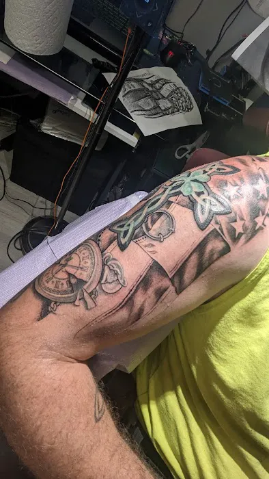 Untamed Tattoos & Piercings 4
