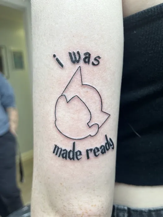 Ghost Town Tattoo And Piercing 0