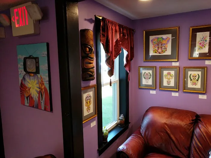 Visions Tattoo, Piercing & Art Gallery 4