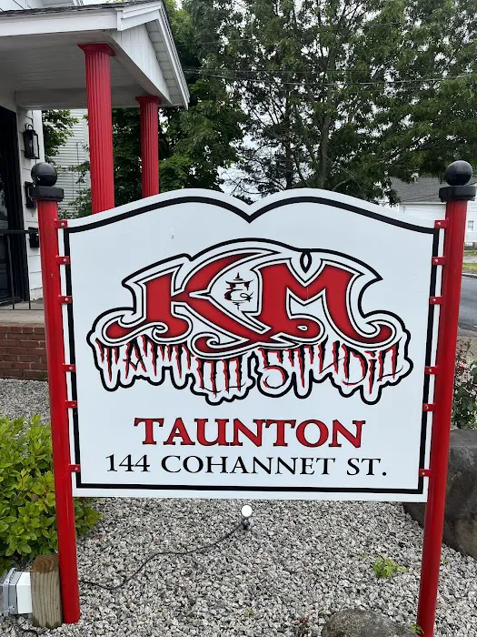 K&M TATTOO STUDIO 1