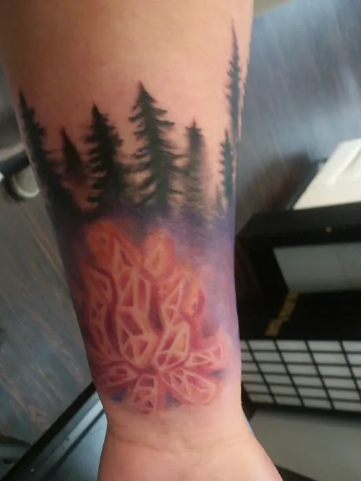 Buzz Ink Tattoo and Barber Shop 8