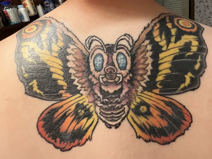 Midnight Moon Tattoo & Siren Body Piercing 9