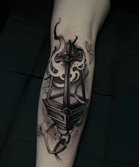 Crimson Falcon Tattoo & Art Gallery 5