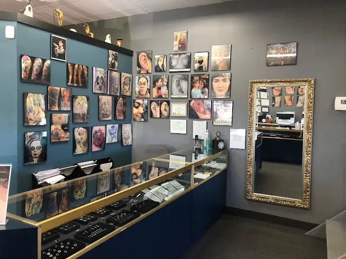 The Ultimate Tattoo & Body Piercing 1
