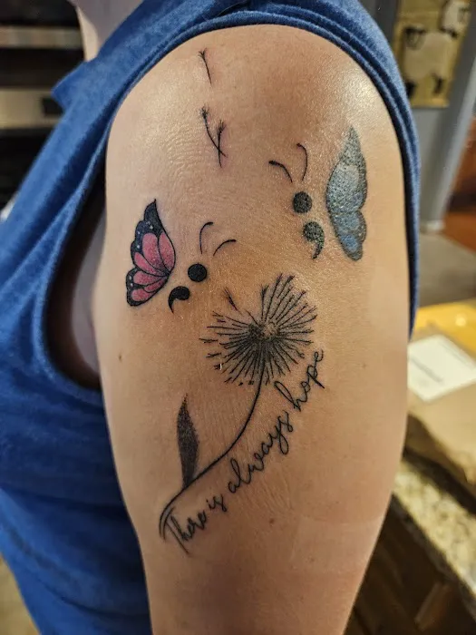 Have Hope Tattoo & Gallery 0