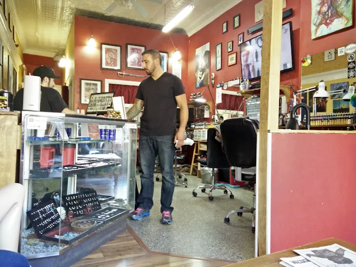 Mellow Madness Tattoo Parlor 4