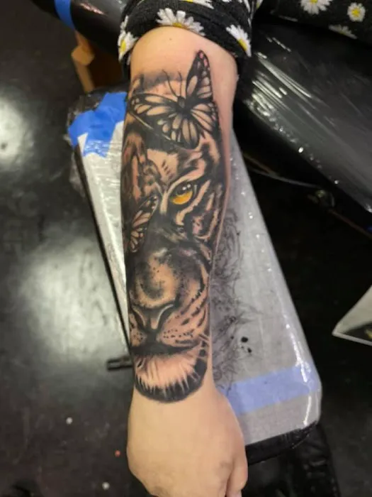 King’s Head Tattoo 4