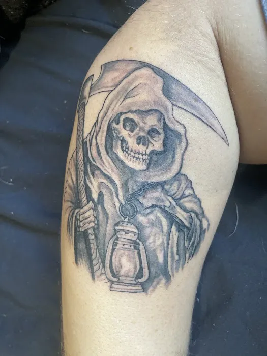 Glass Lantern Tattoo Studio 0