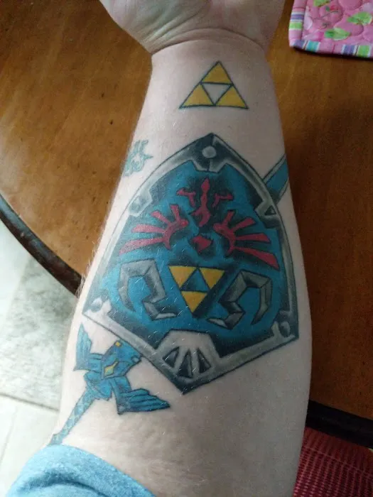 Max Ink Tattoos & Piercing 5