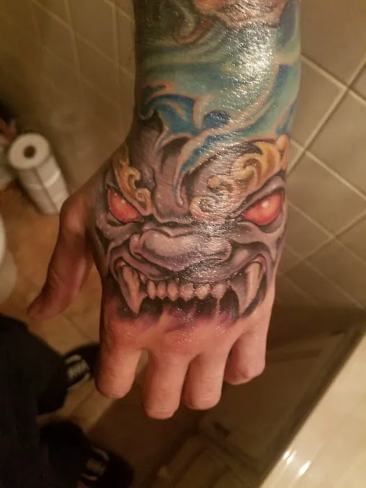 Evolution Tattoo Studio 3