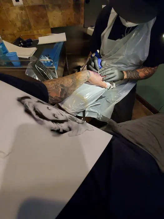 DNA Tattooing Llc 0