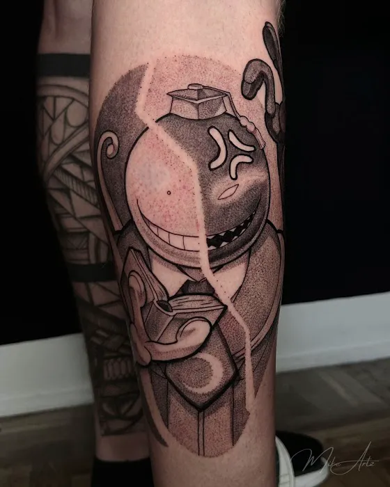 # 23 Tattoo Shop 2