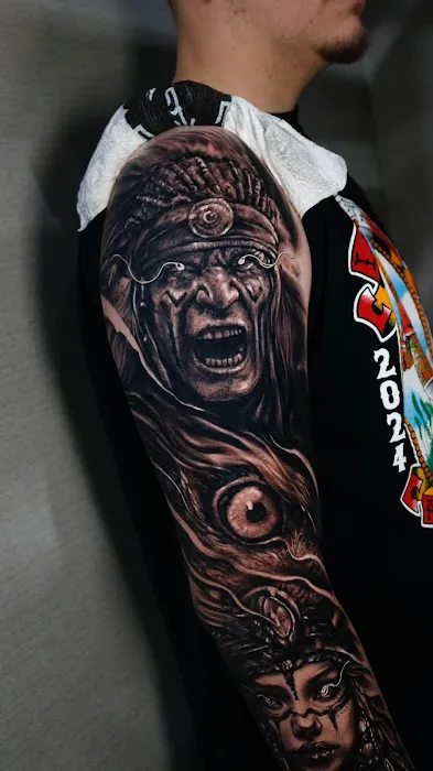 # 23 Tattoo Shop 3