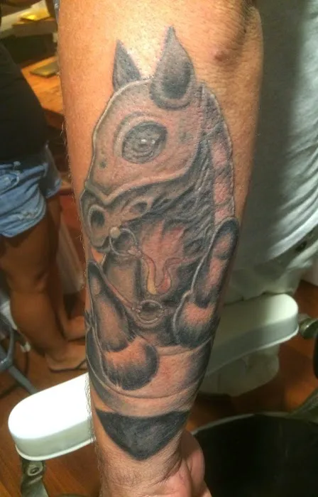 The Dark Horse Tattoo Studio 3