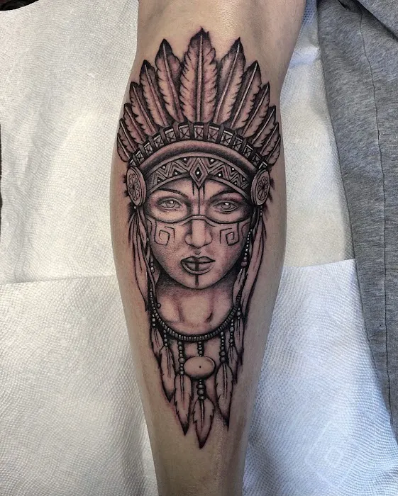 Illuminated Tattoo Studio 2
