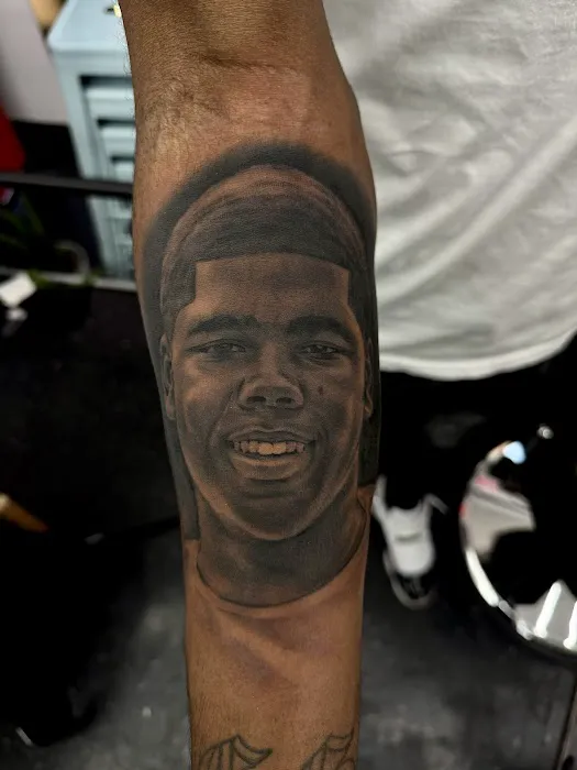 PUSH Tattoo Studio 0