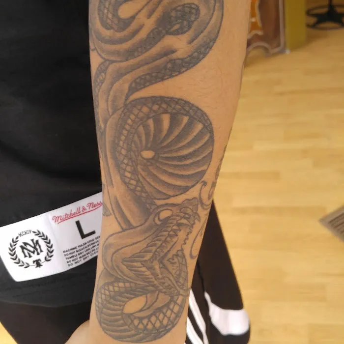 La Rue Tattoo 7