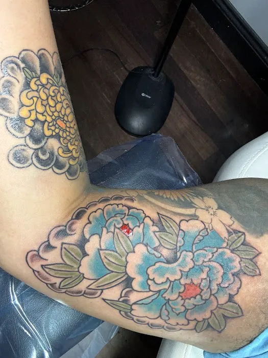 La Rue Tattoo 8
