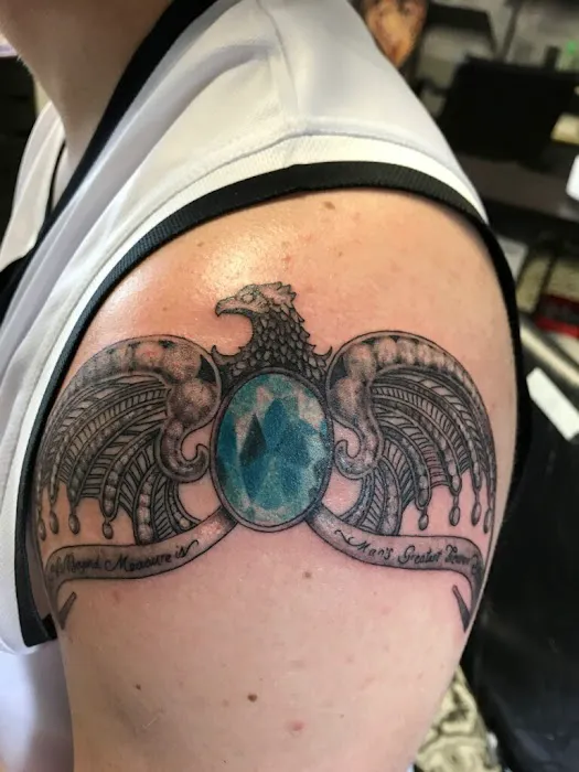 Skintonz Tattoo Studio 6