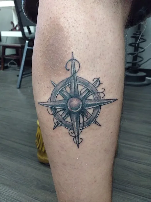 Skintonz Tattoo Studio 8