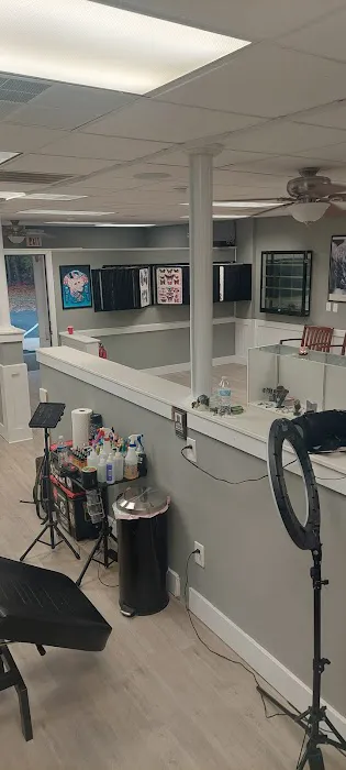 Good Vibrations Tattoo Studio 8