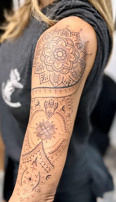 Aragon Tattoo Studio 5