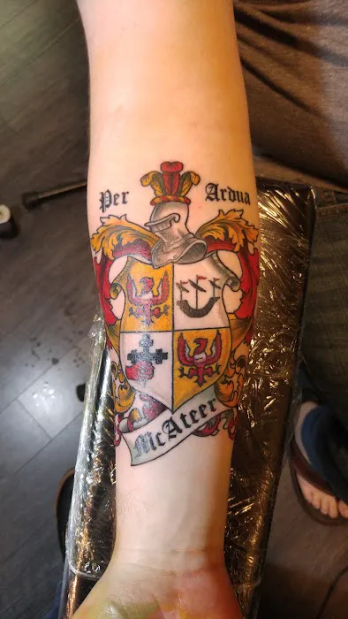Blue Jacket Tattoo Company and Laser Removal 4
