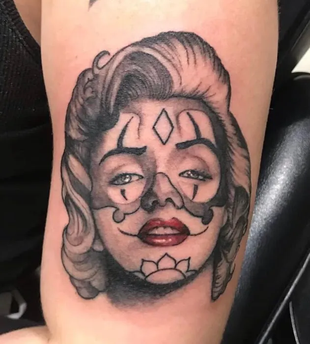 K & M Tattoo Studio 7