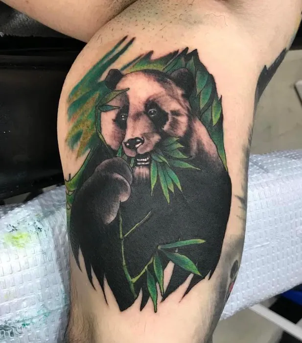 K & M Tattoo Studio 8