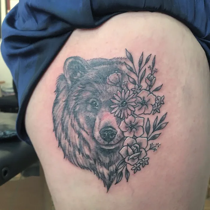 White Mountain Tattoo and Body Piercing Studio 2