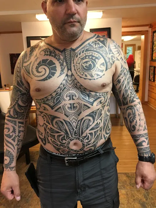 White Mountain Tattoo and Body Piercing Studio 3